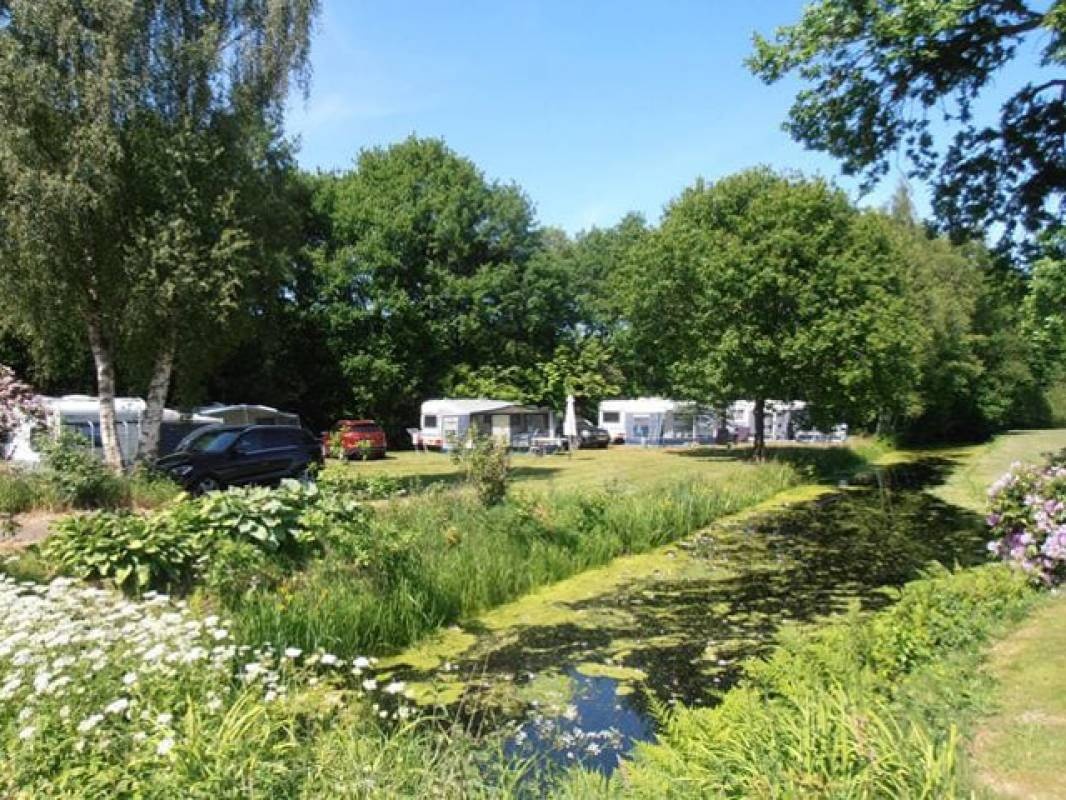 Camping It Kroese Beamke — Camping Site in Bakkeveen