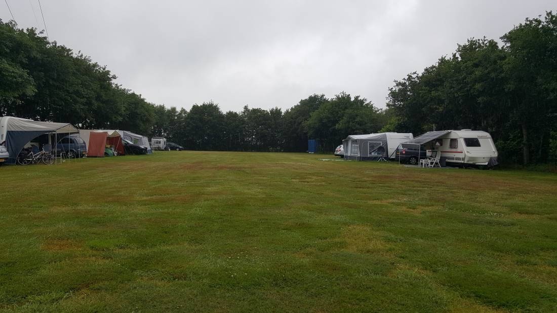 Camping GoedVertoef — Місце для кемпінгу in Wezuperbrug