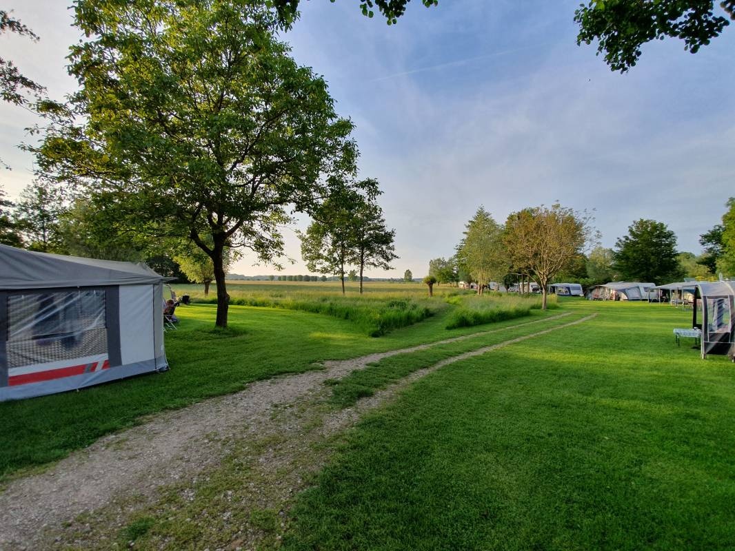 Landschapscamping 't Lentinck — Kemping in Brummen/Zutphen / Gelderland