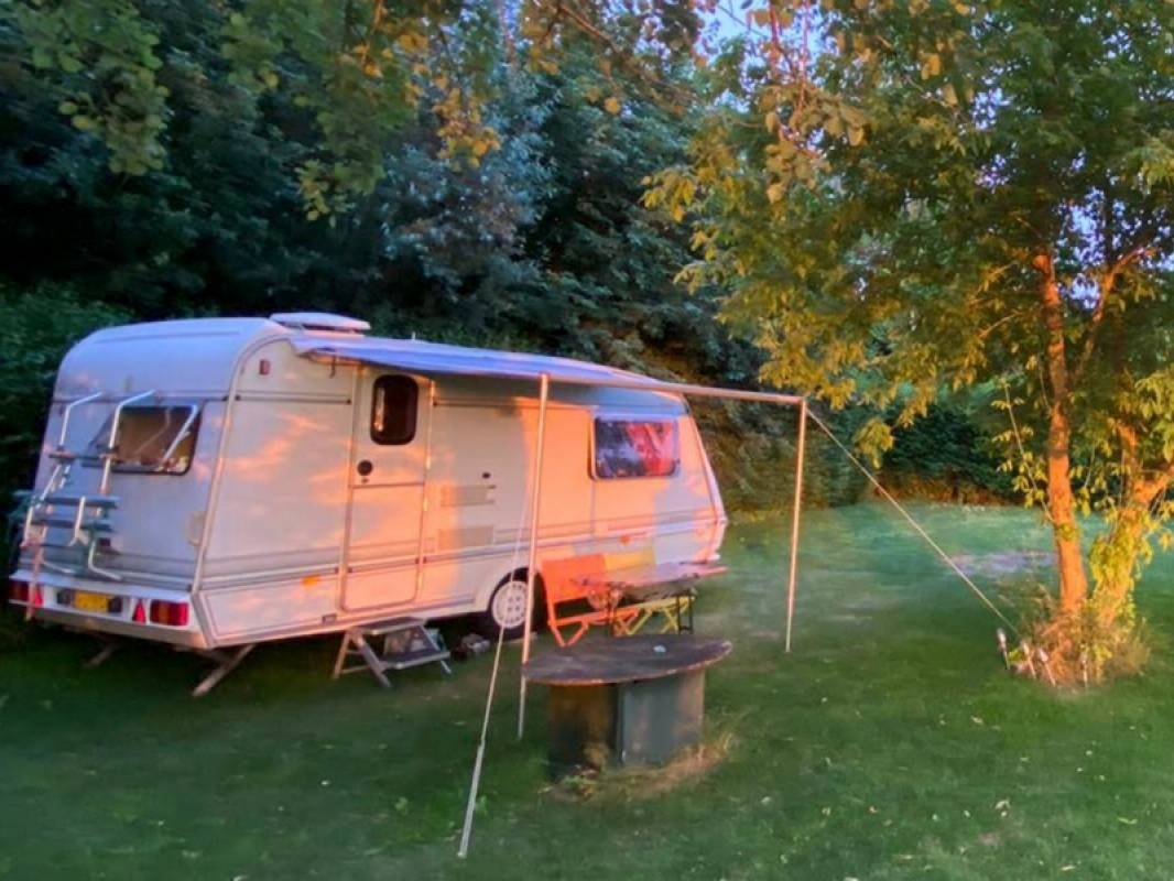 Entourage Camping & Vakantiehuis  — Camping Site in Vriescheloo