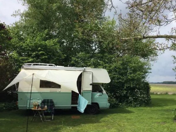 Entourage Camping & Vakantiehuis  — Photo 2