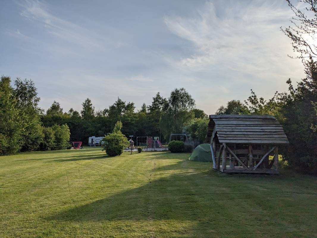 Camping De Kapschuur — Kemping in Stadskanaal