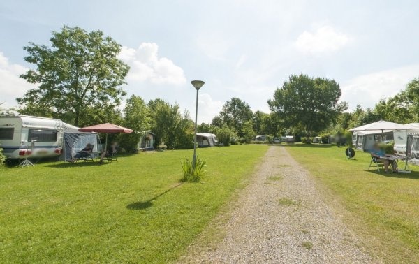 Camping De Oosterdriessen — Camping Site in Oost-Maarland/Eijsden / Limburg