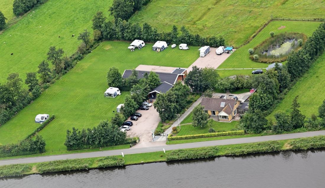 Minicamping Blauforlaet — Kamp yeri in Augustinusga