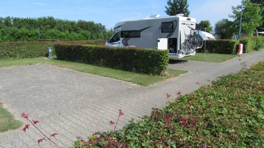 Camping Het Klaverblad — Kamp yeri in Den Nul