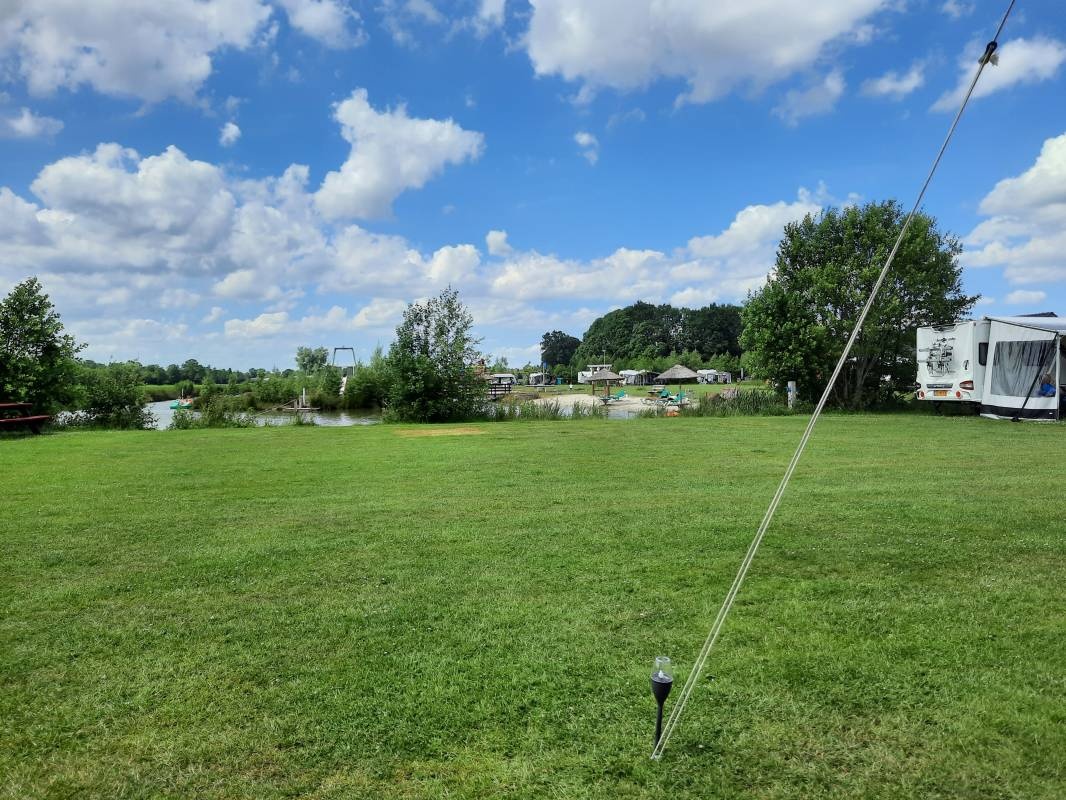 Mini Camping en Theeschenkerij 't Oegenbos — Camping Site in Teuge