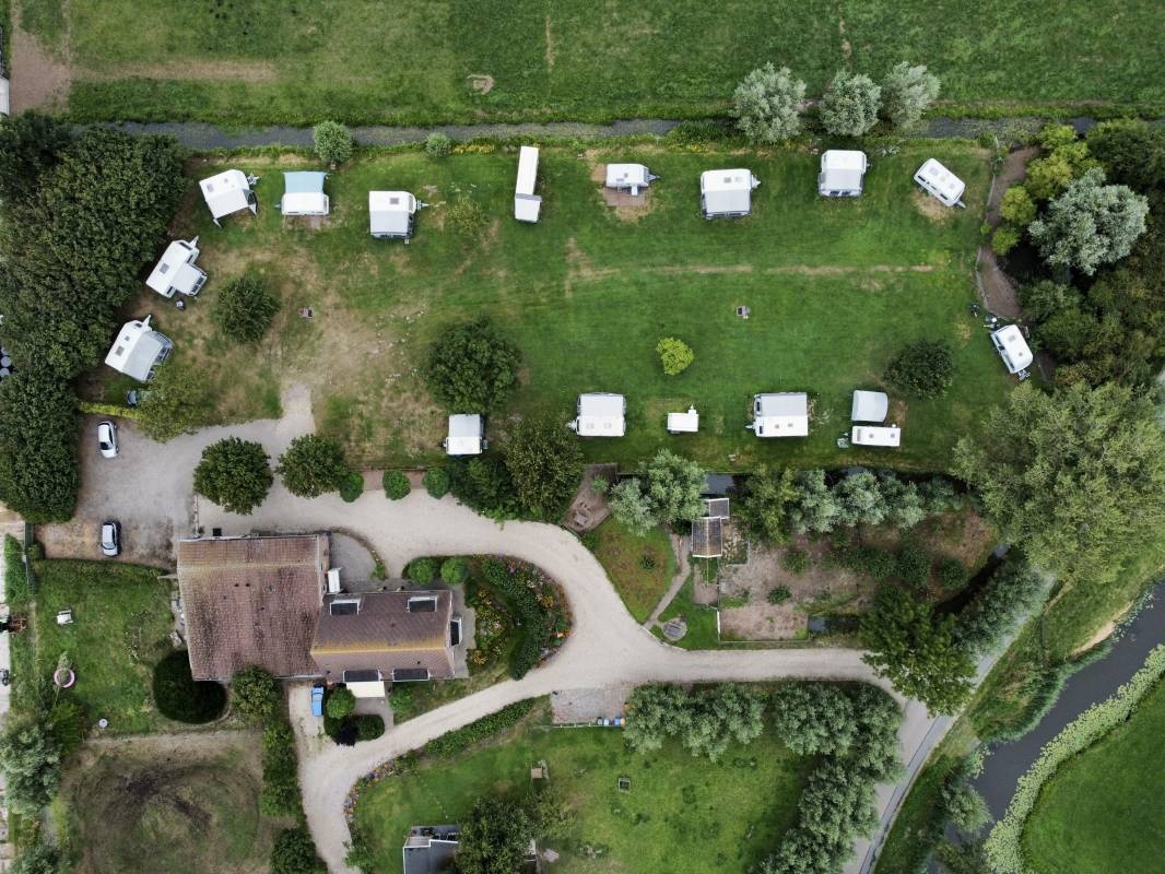 Camping De Groene Waard — Campingplatz in Noordeloos / Zuid-Holland