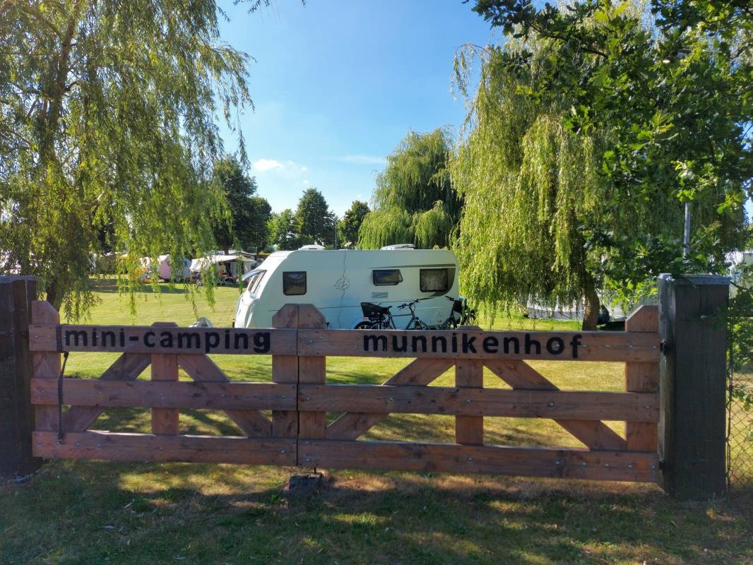 Minicamping - Munnikenhof — Campingplatz in Terheijden / Noord-Brabant