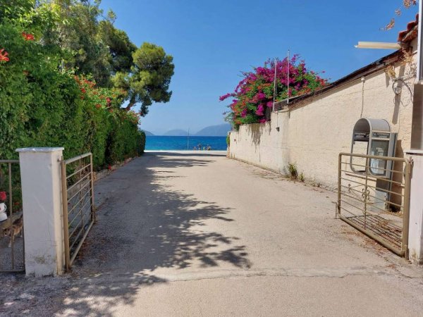 Camping Karavomilos Beach — Photo 3