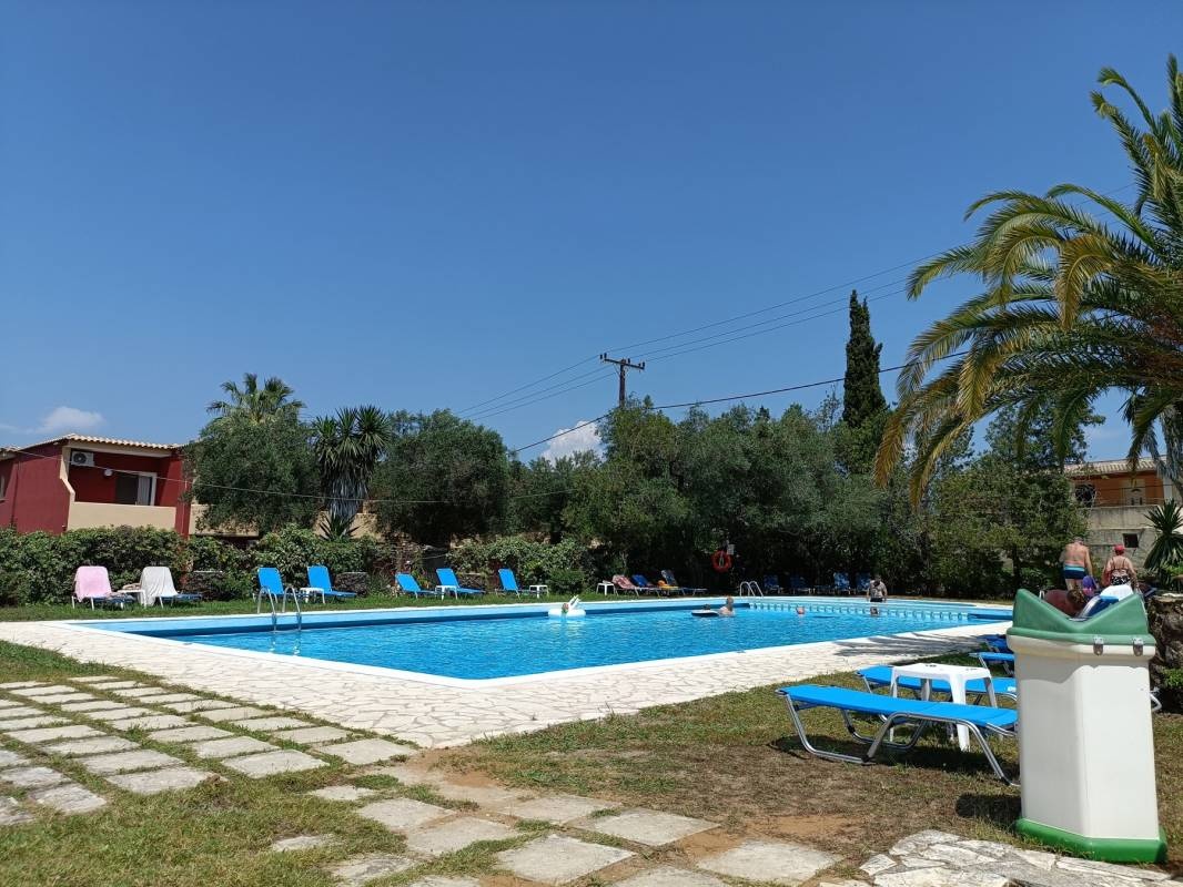 Karda Beach Camping & Bungalows — Camping in Dassia (Corfu)