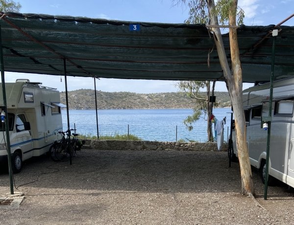 Lefka Beach Camping — Campingplatz in Drepanon/Vivari