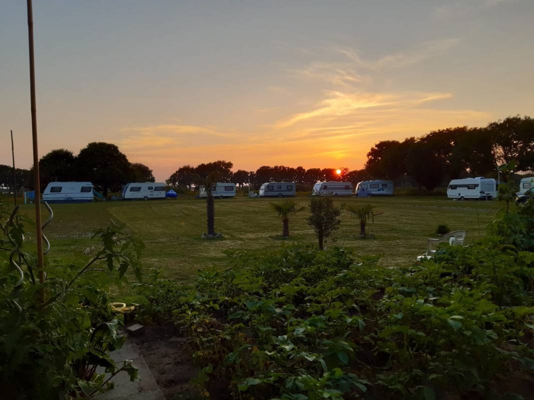 Camping nr. 17 — Sítio de acampamento in Linden (gem. Cuijk) / Noord-Brabant
