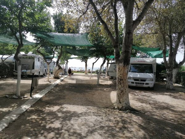 Camping Thines — Photo 2