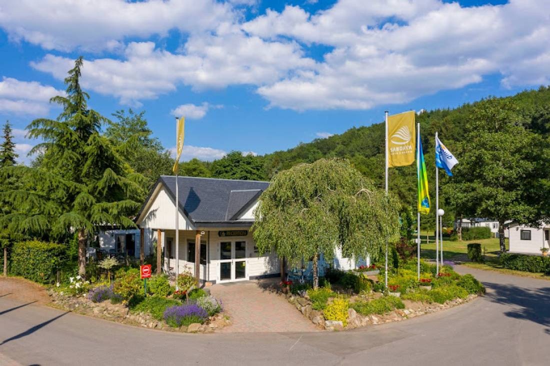 The Park Clusure — Kemp in Tellin