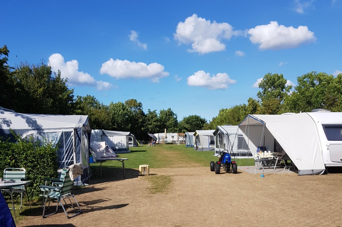 Minicamping & Kloostertuin Werendijke — Campingplatz in Zoutelande