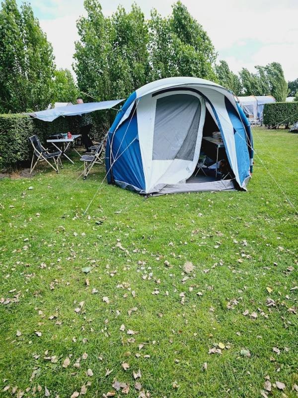 Camping Duinzicht — Camping Site in Bredene
