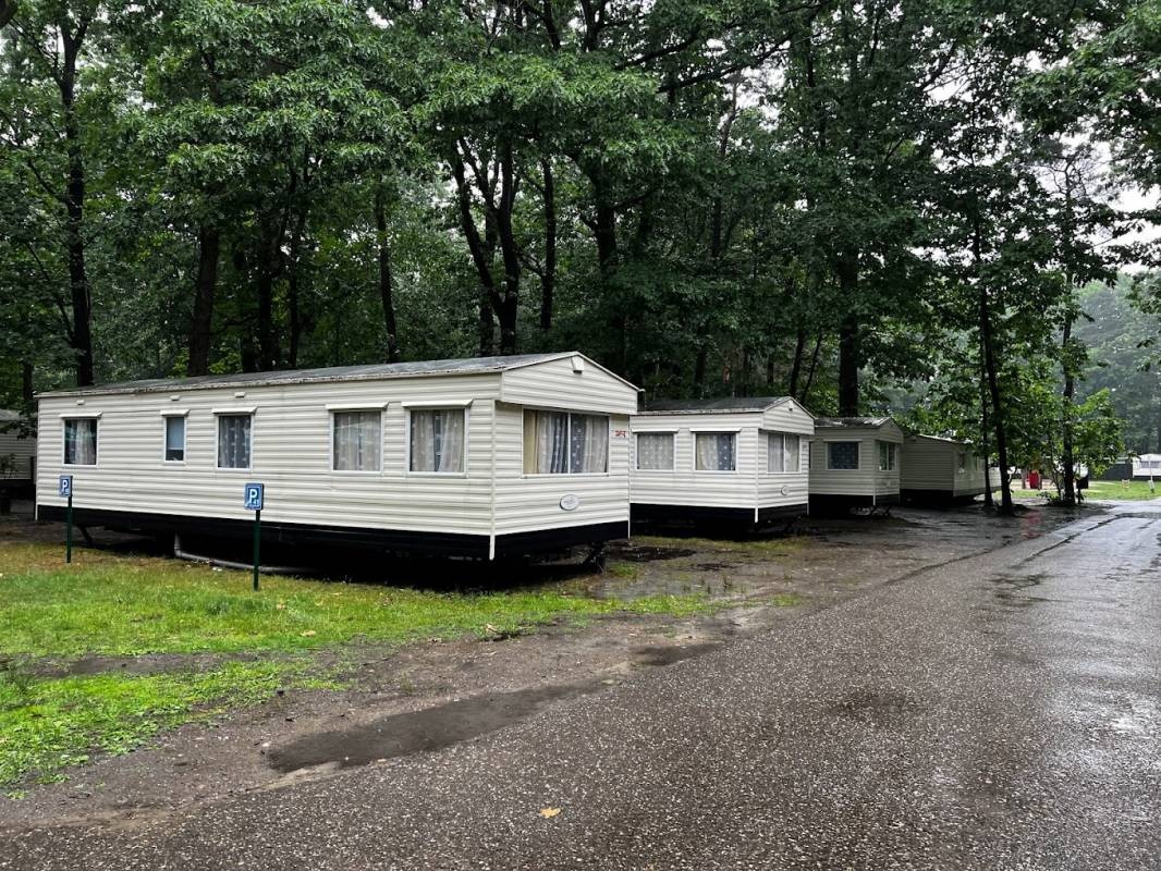 Oostappen Vakantiepark Hengelhoef — Місце для кемпінгу in Houthalen/Helchteren / Vlaanderen