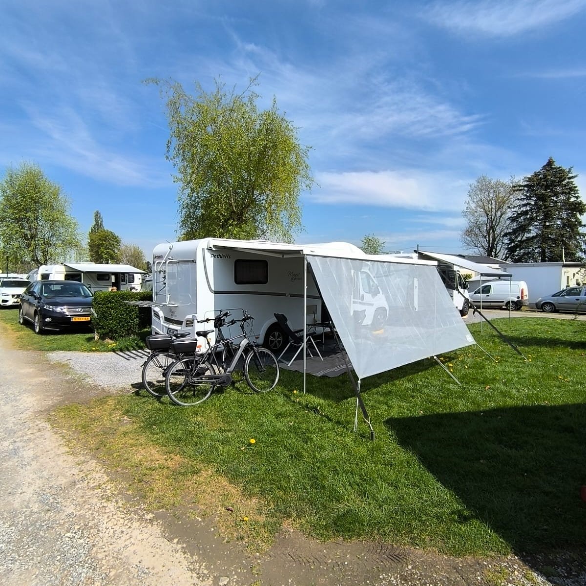Camping Natuurlijk Limburg — Campingplatz in Remersdaal/Voeren / Vlaanderen