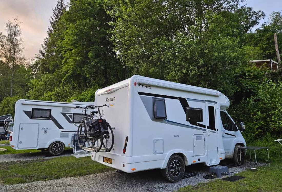 Camping Maka — Kemp in Auby-sur-Semois