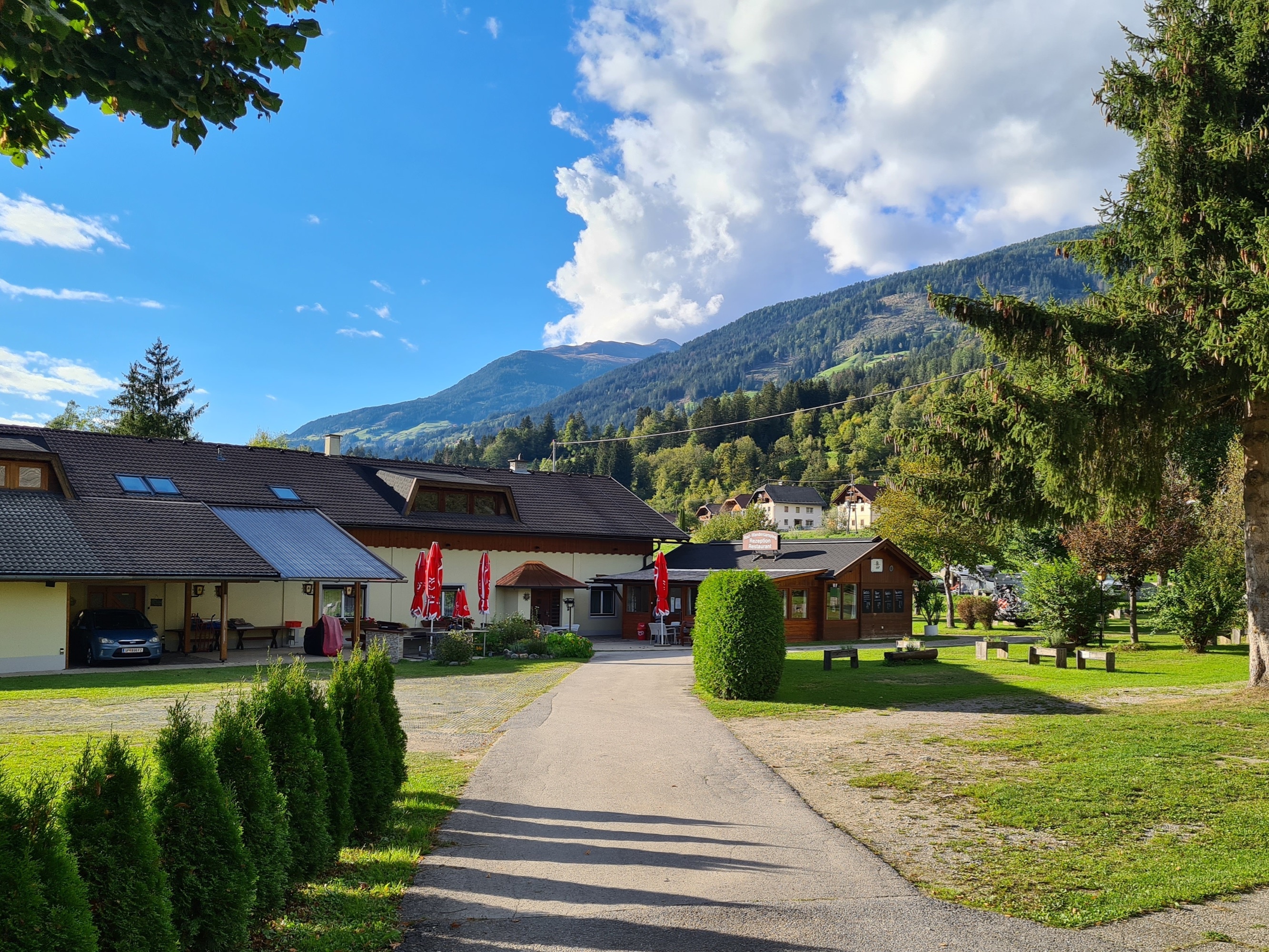 The Ponderosa - Camping u Cafe — Campingplatz in Irschen / Kärnten