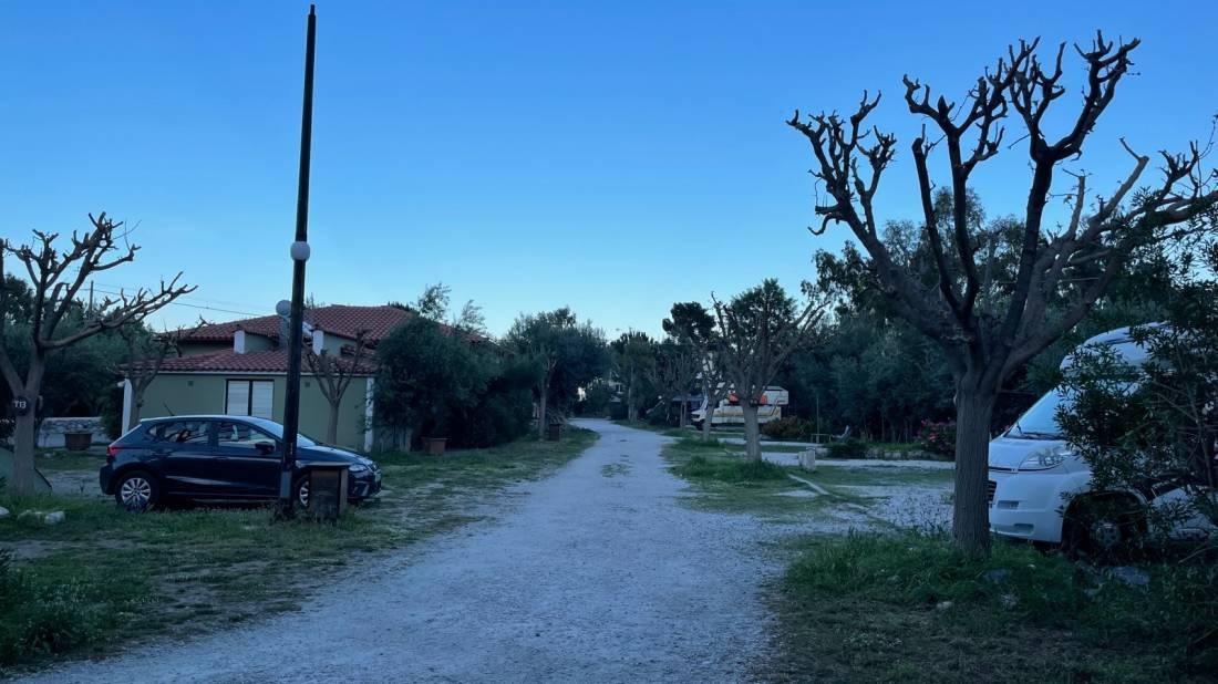 Camping Semeli — Kemp in Leonidio