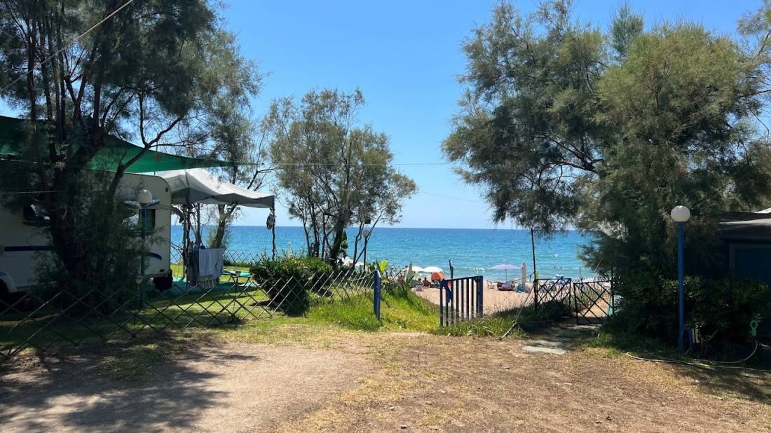 Camping Paradise — Camping Site in Amaliada/Palouki
