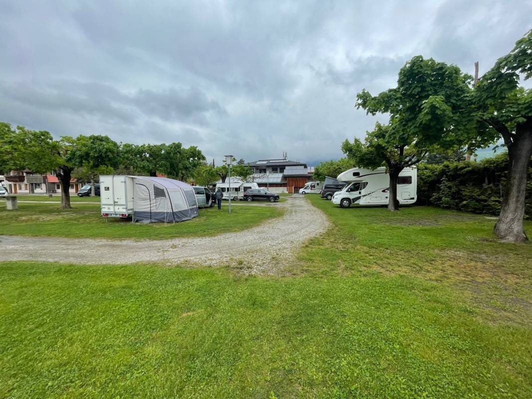 Comfort Camping Falken — Campingplatz in Lienz / Tirol
