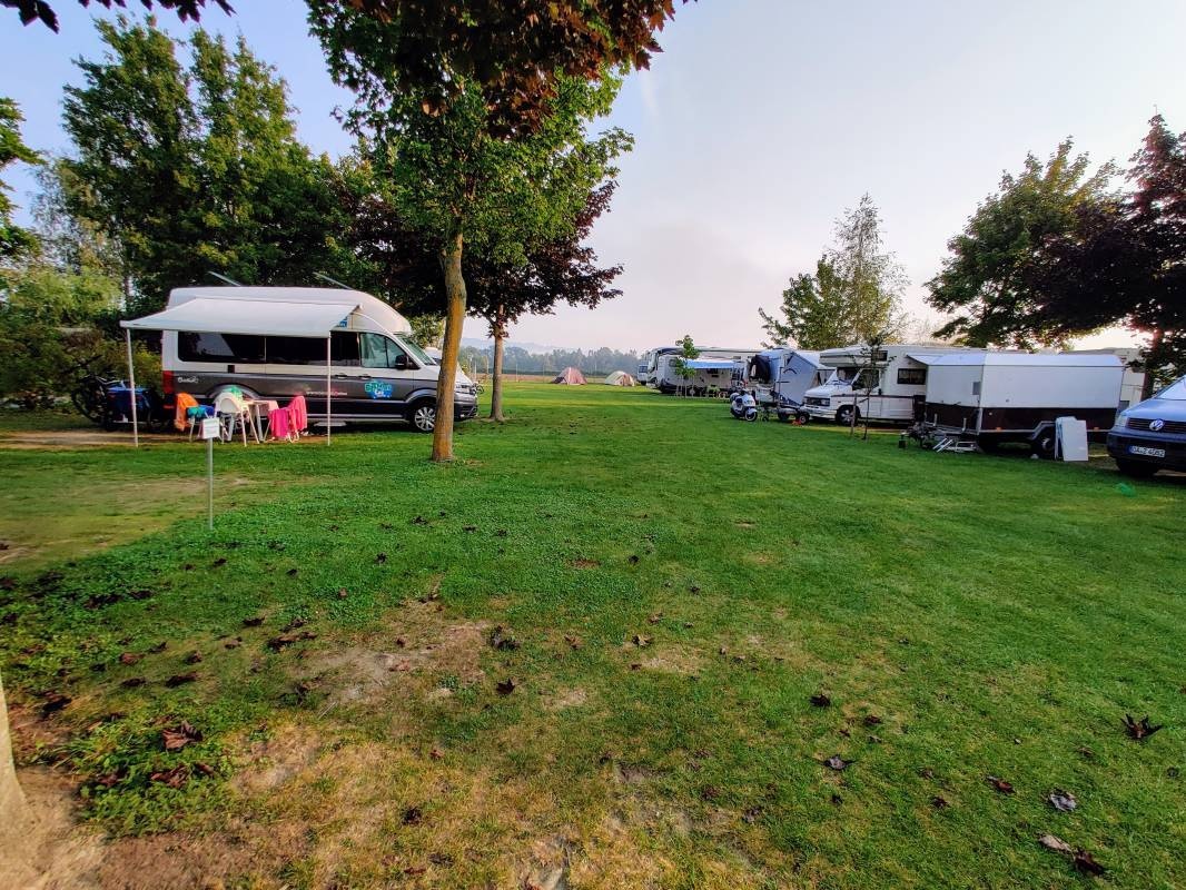 Camping Puchner — 露营地 in Feldkirchen an der Donau / Oberösterreich