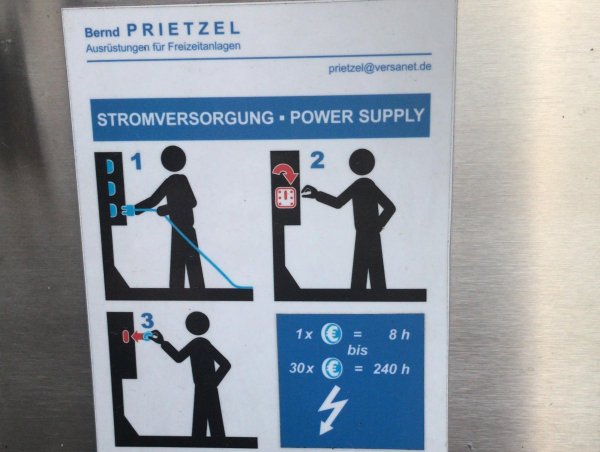 Stellplatz an der Schule — Photo 2