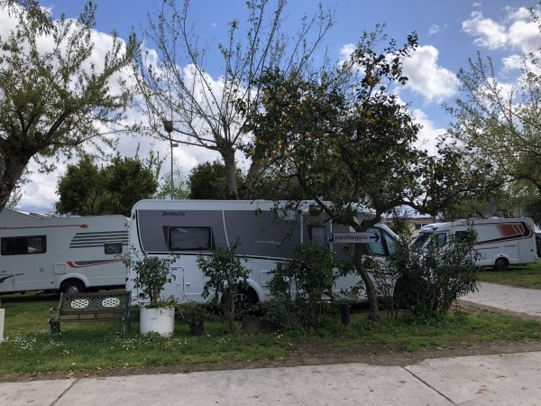 Camping Pompei — Camping in Pompei