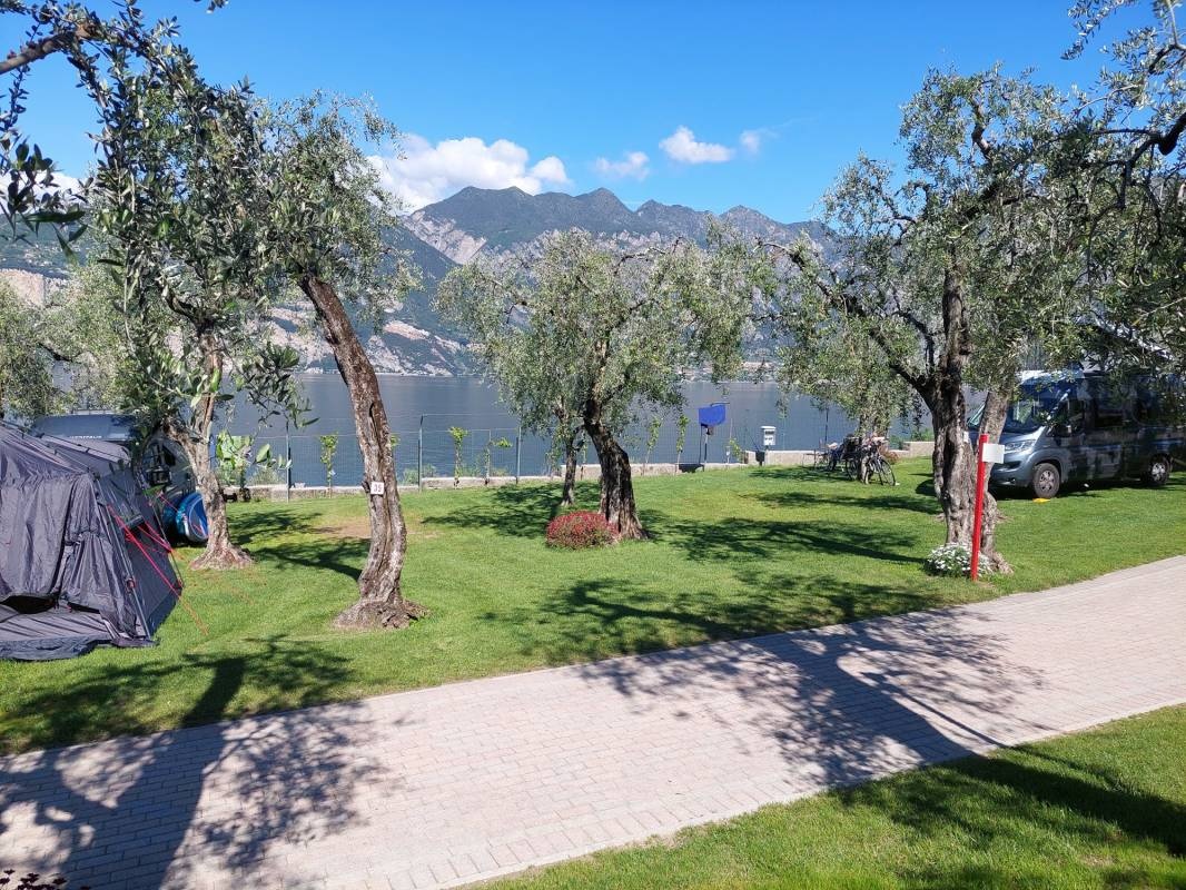 Camping Tonini — Campingplatz in Malcesine