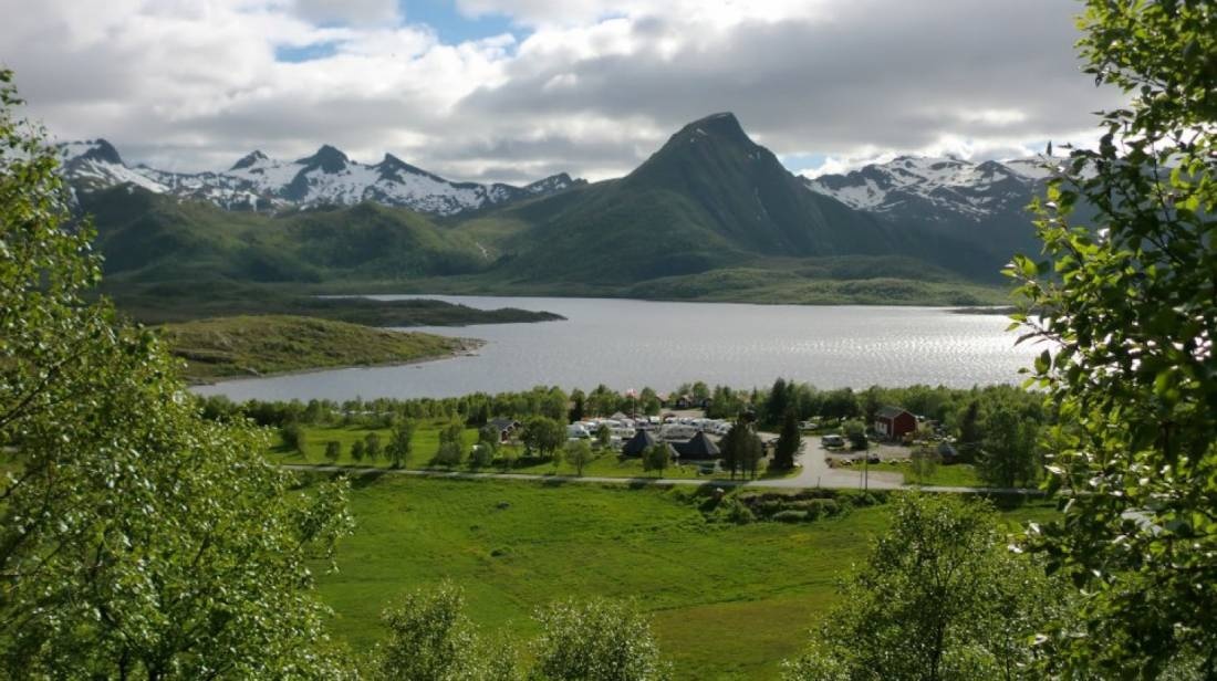 Sandsletta Camping — Area da campeggio in Laukvik