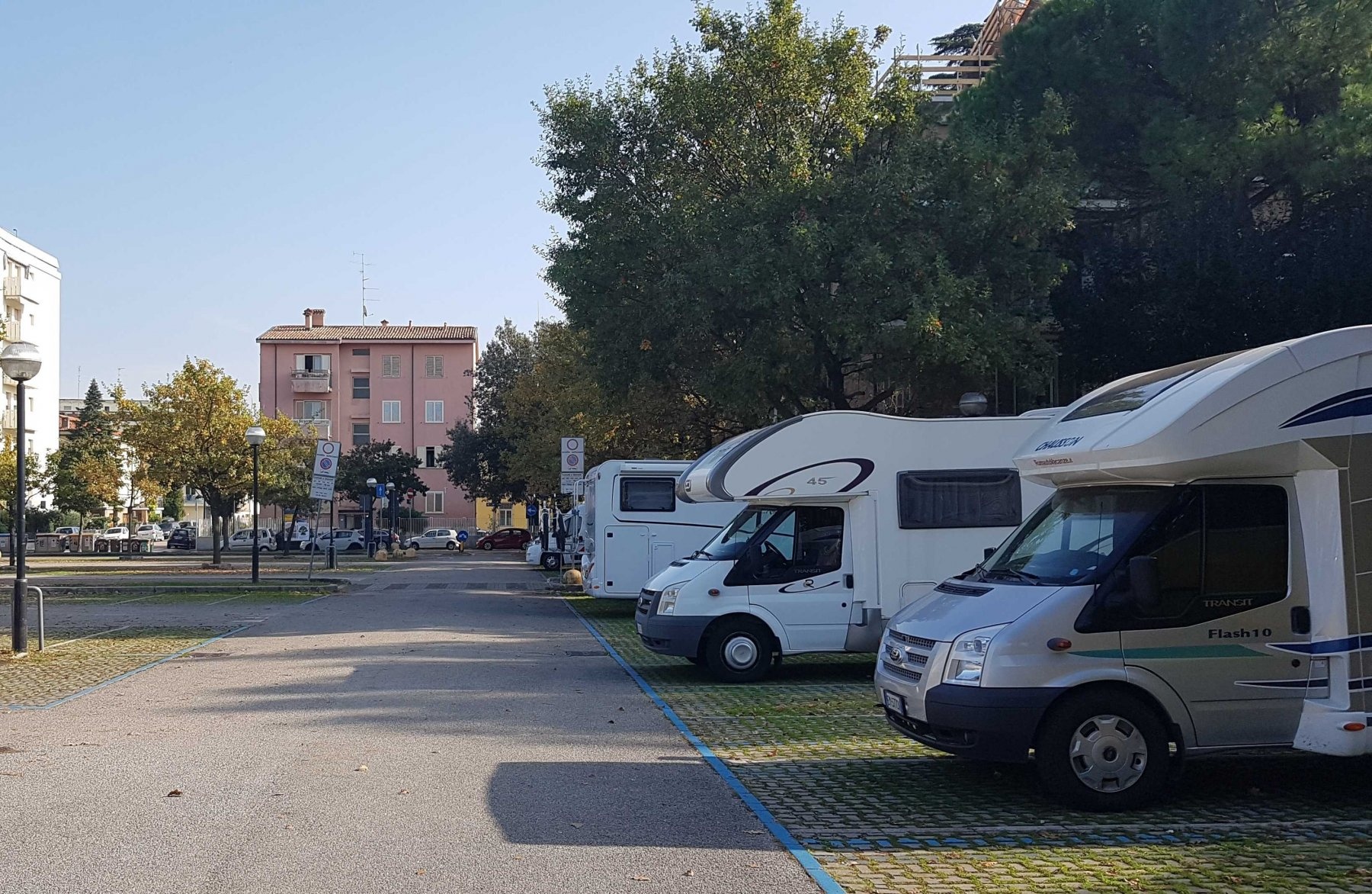 Piazza della Resistenza — Karavan Sitesi in Ravenna