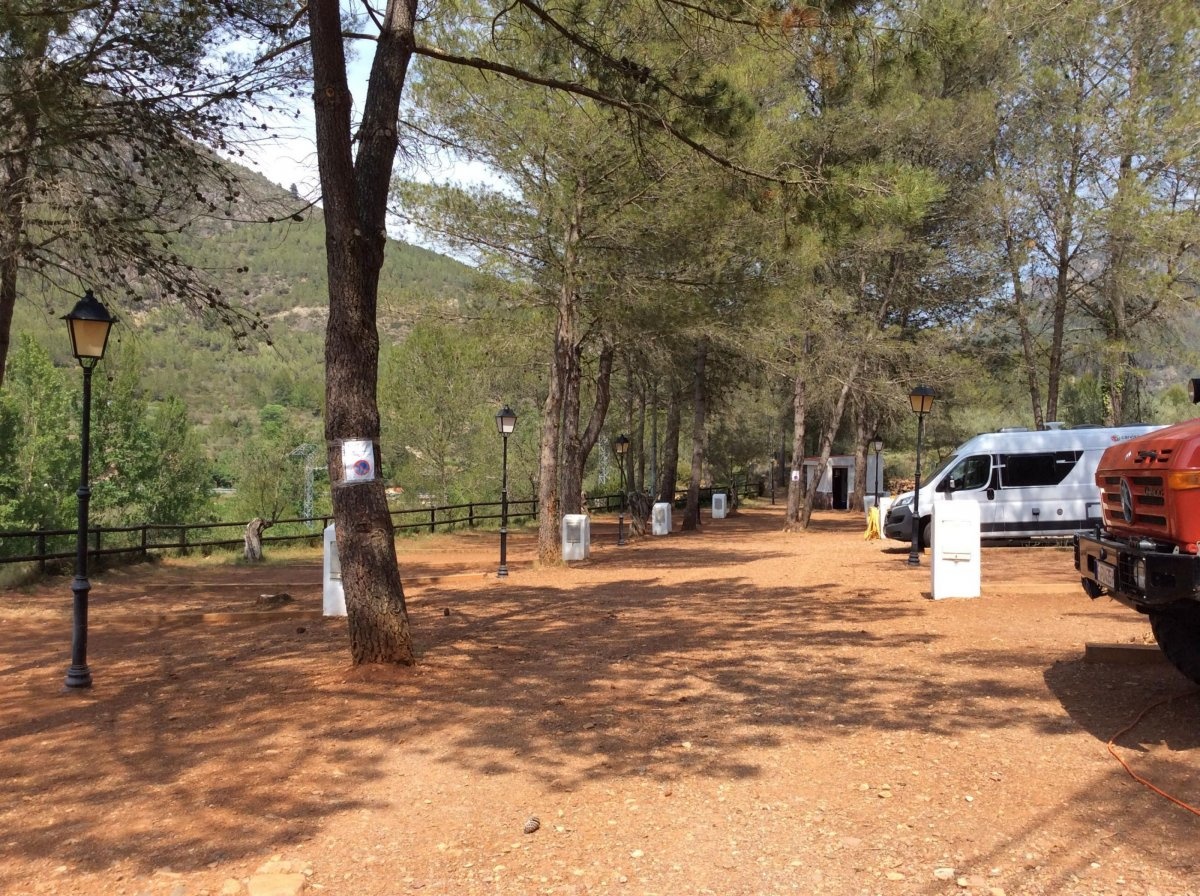 Ayódar Camping Municipal — Area da campeggio in Ayódar