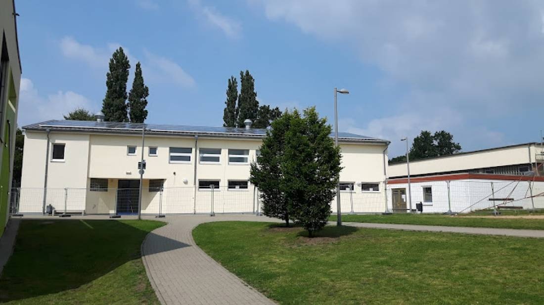 Stellplatz August-Schlüter Halle — Campervan Site in Osterholz-Scharmbeck
