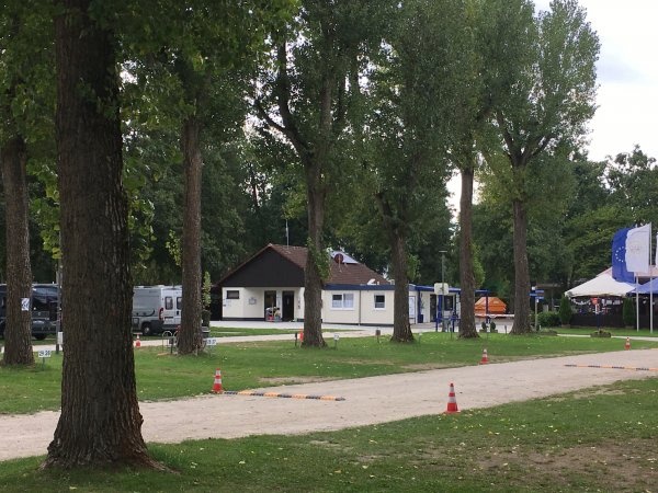 Camping-Club Rangau **** — Kamp yeri in Erlangen