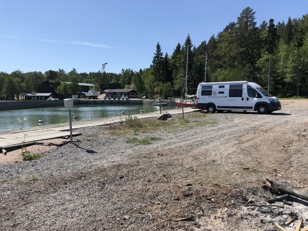 Björklund Båtslip — Campervan Site in Iniö