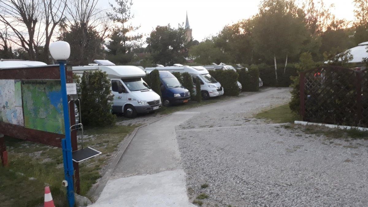 Camper Park — Sp. parking dla kamperów in Mikolajki