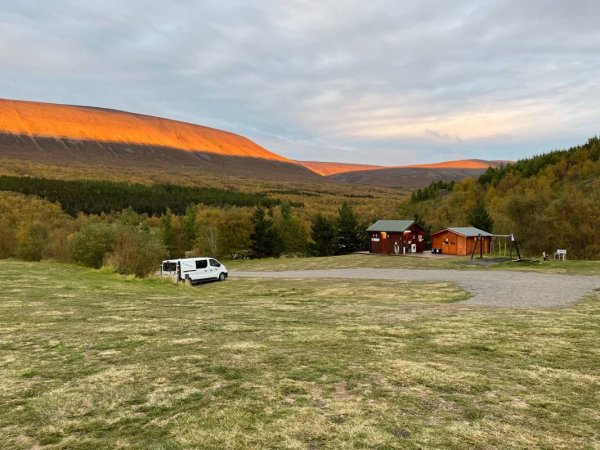 Tjaldsvæðið Systragil — Foto 4