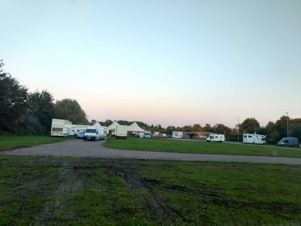 Stellplatz Wedel — Camperplaats in Wedel-Altstadt