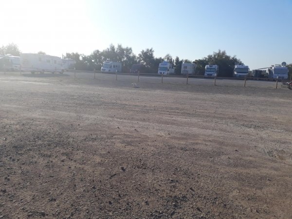 Les Poissons d'Argent — Camperplads in Aigues-Mortes