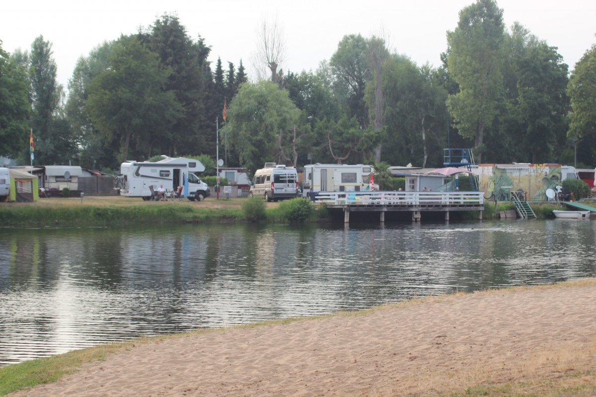 Campingplatz Natels-Heidesee — Aire camping car in Wedemark