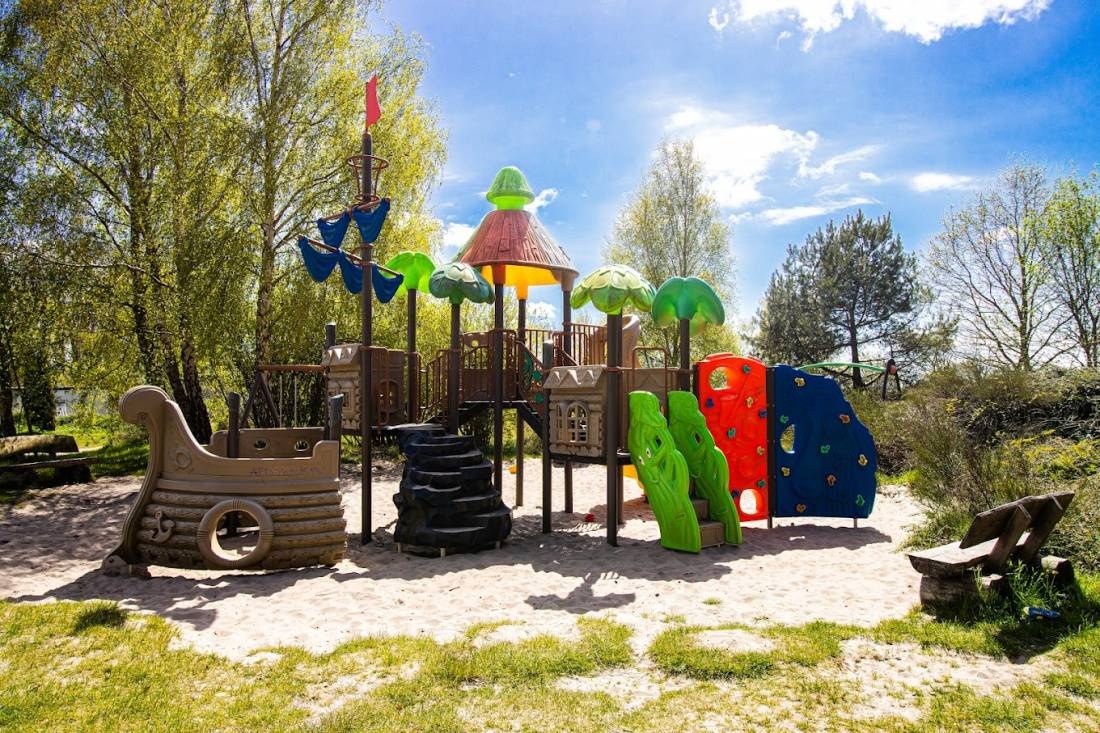 Regenbogen Born — Campingplass in Born am Darß