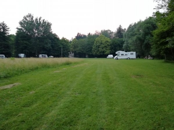 Dujčeva domačija — Campingplatz in Vremski Britof