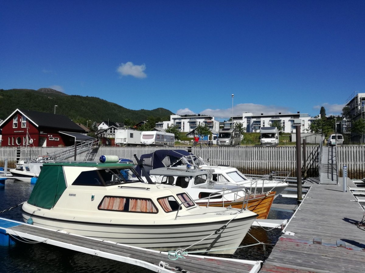 Sykkylven Marina — Camperplads in Sykkylven