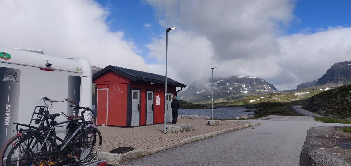 Haukelivegen E134 Parking lot — Estacionamento público in Edland
