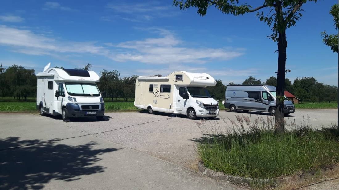 Stellplatz Durbach Eberweier — Karavan Sitesi in Durbach