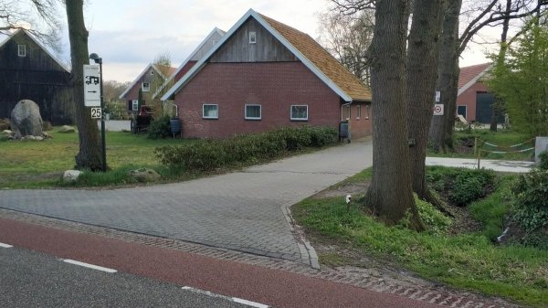 Erve Velpen Camperplaatsen — Photo 2