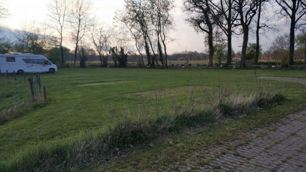 Erve Velpen Camperplaatsen — Photo 5