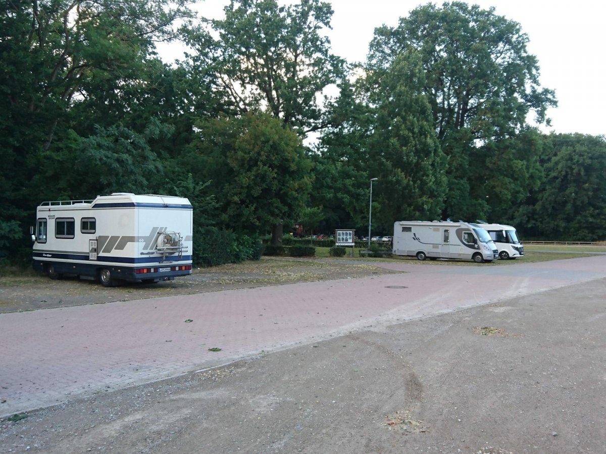 Schützenplatz Lehrte — Campervan Site in Lehrte